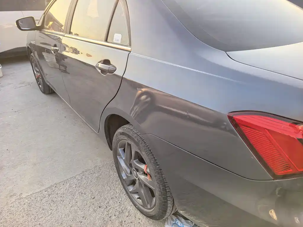 BYD Qin NEV 2019 Luxury