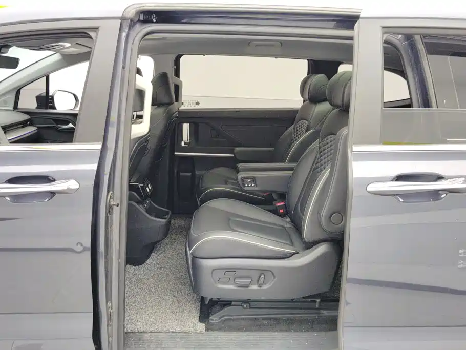 Hyundai Custo — миниатюра 11