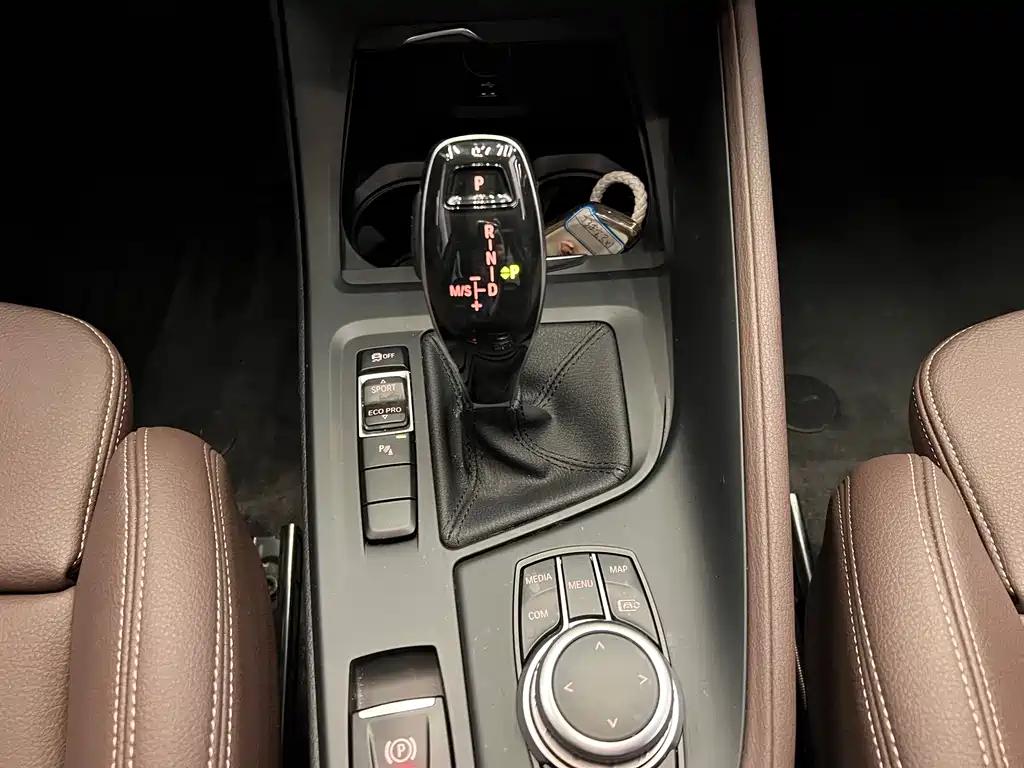 BMW X1 — миниатюра 12