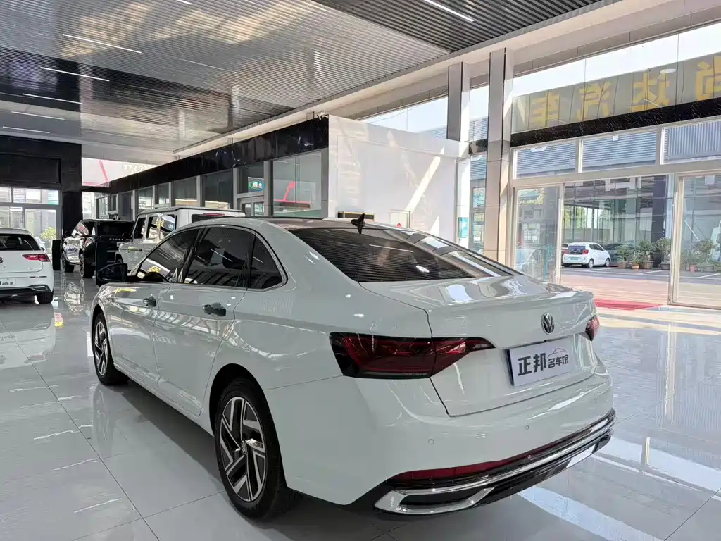 Volkswagen Sagitar — миниатюра 5