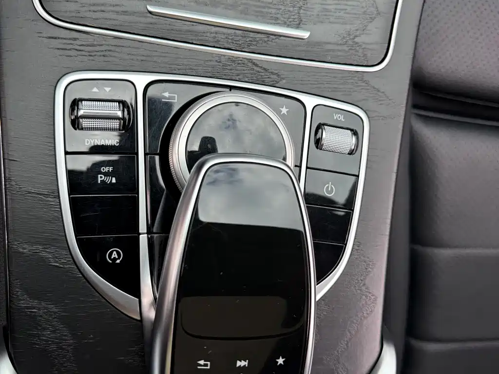 Mercedes-Benz C-Class — миниатюра 27