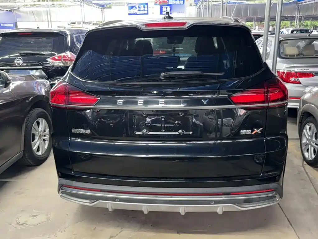 Geely Boyue — миниатюра 4