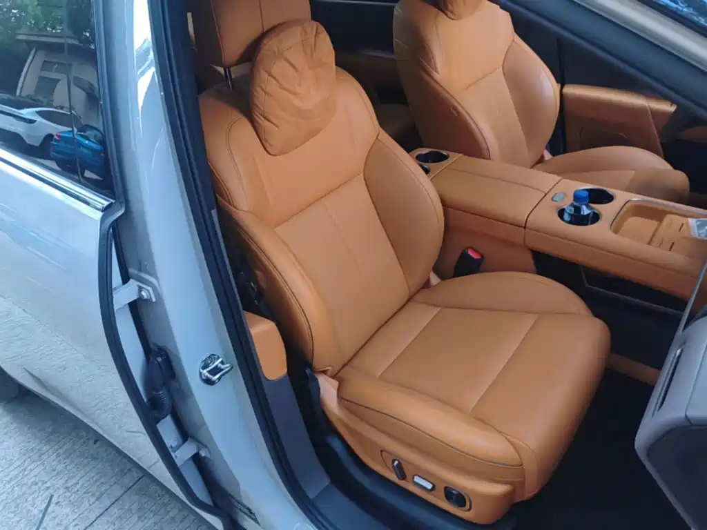 Li Auto Li i8 — миниатюра 25