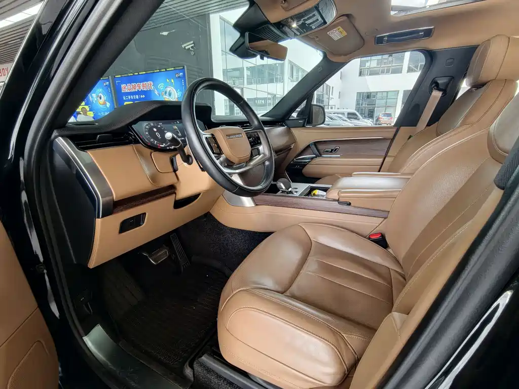 Land Rover Range Rover — миниатюра 4