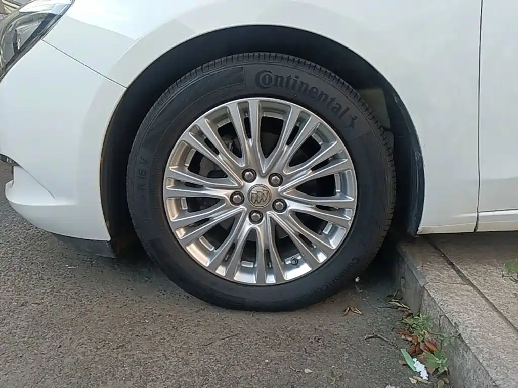 Buick Excelle — миниатюра 23