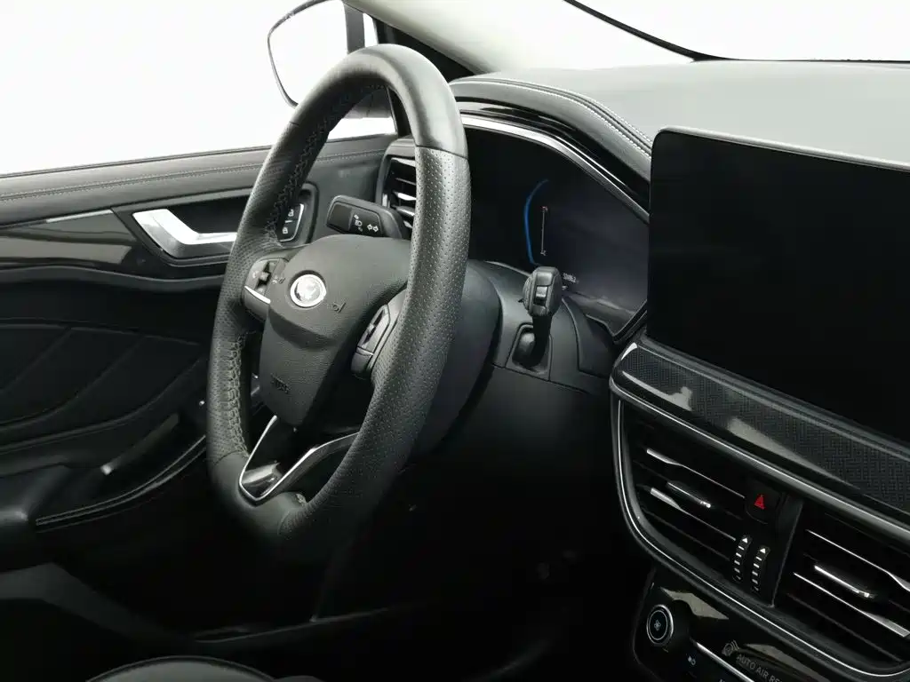 Ford Focus — миниатюра 22