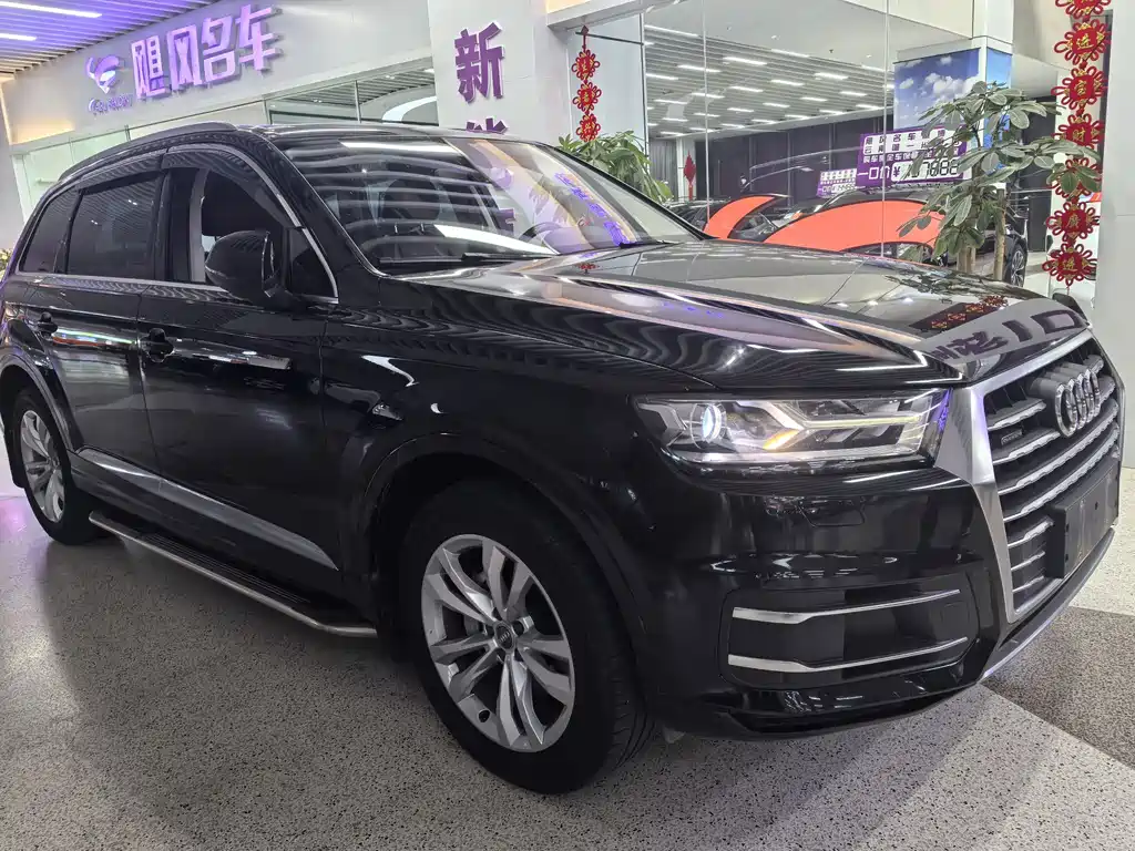 Audi Q7 — миниатюра 3