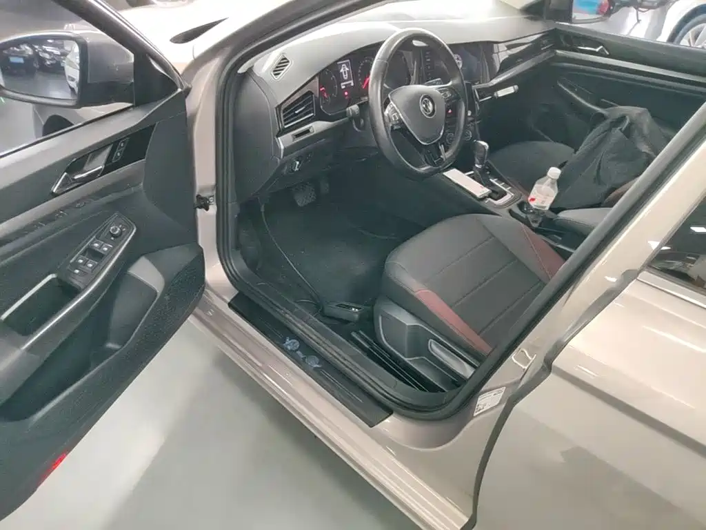 Volkswagen Bora — миниатюра 16