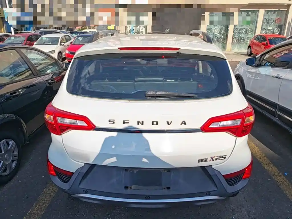 BAIC Senova X25 — миниатюра 6