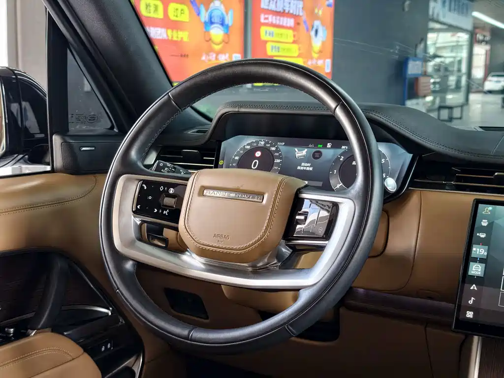 Land Rover Range Rover — миниатюра 10