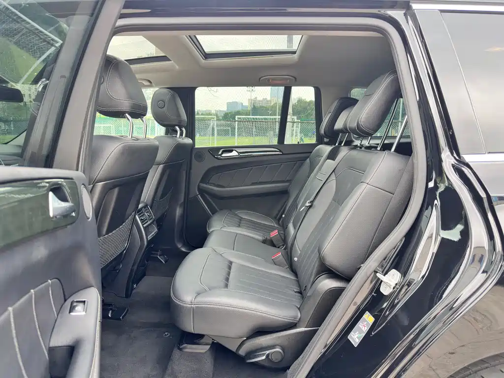 Mercedes-Benz GL-Class — миниатюра 9