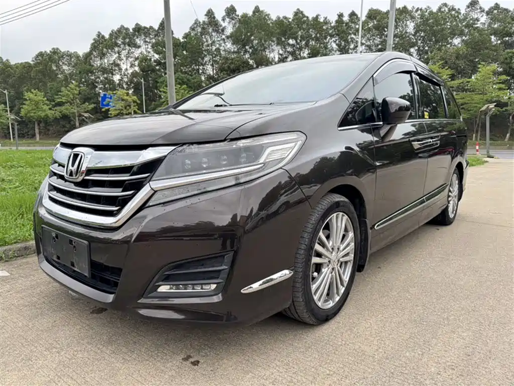 Honda Elysion 2017