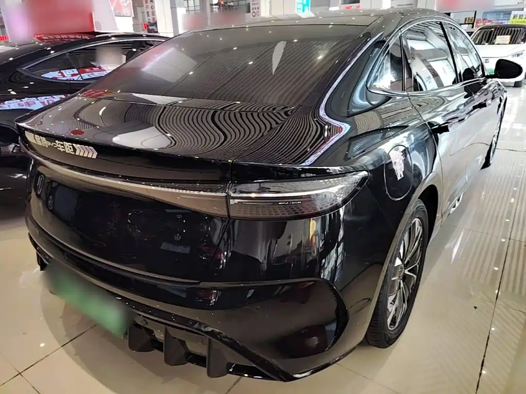 BYD Seal — миниатюра 7