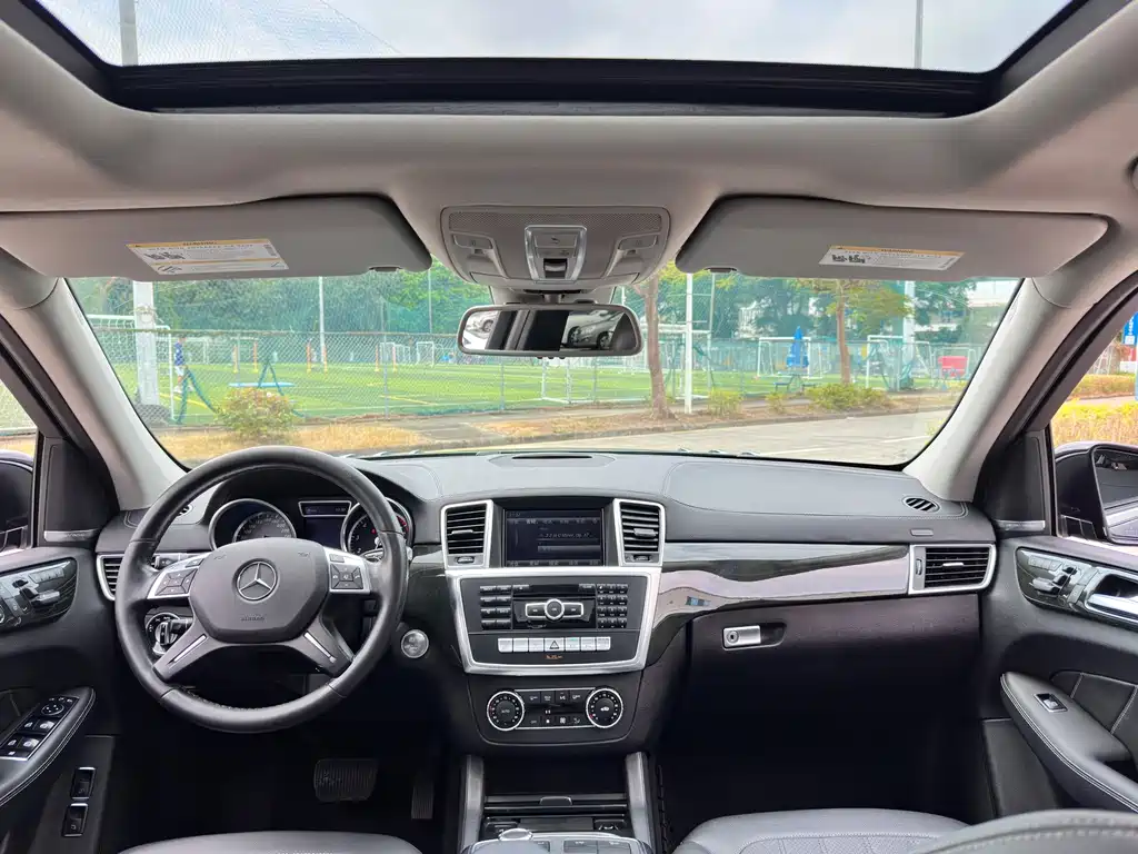 Mercedes-Benz GL-Class — миниатюра 15
