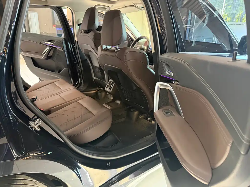 BMW X1 — миниатюра 10