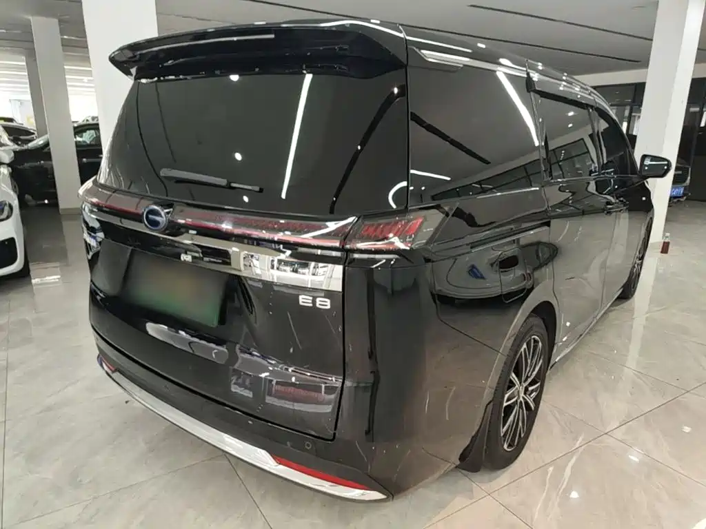 GAC Motor Trumpchi E8 PHEV — миниатюра 7