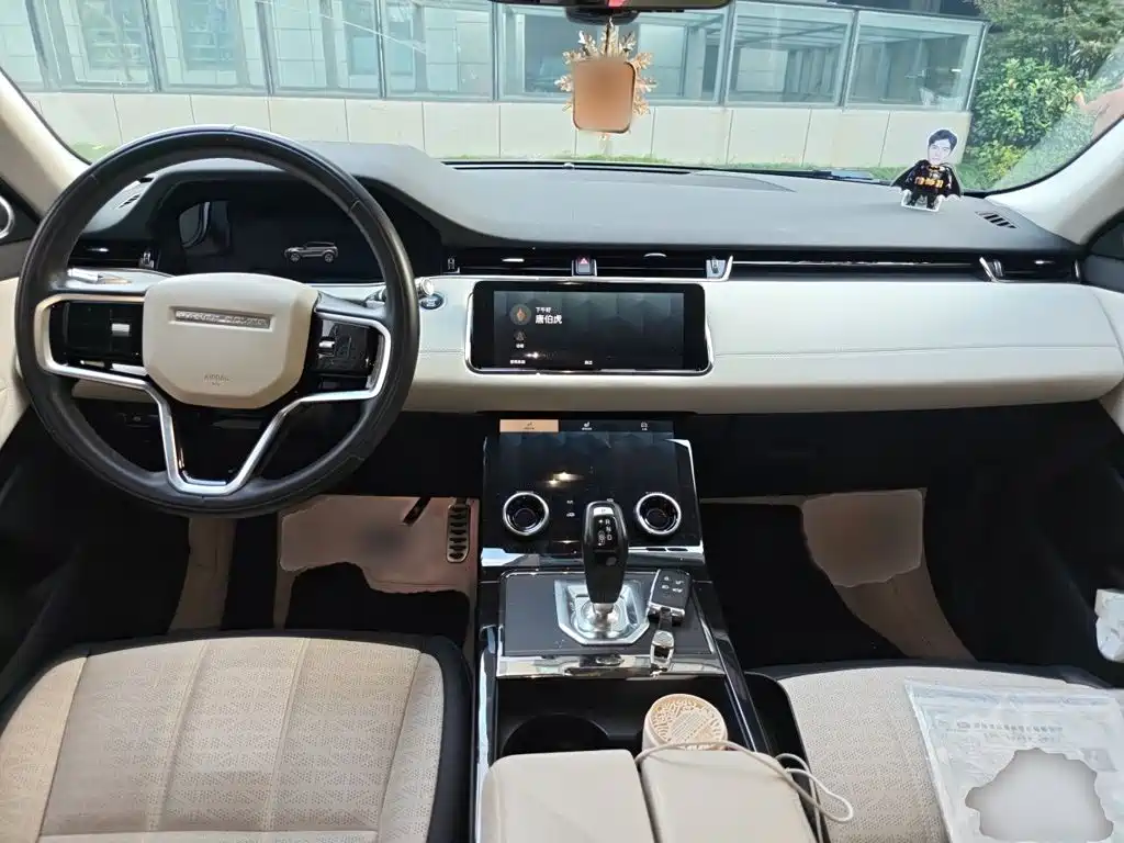 Land Rover Evoque — миниатюра 13