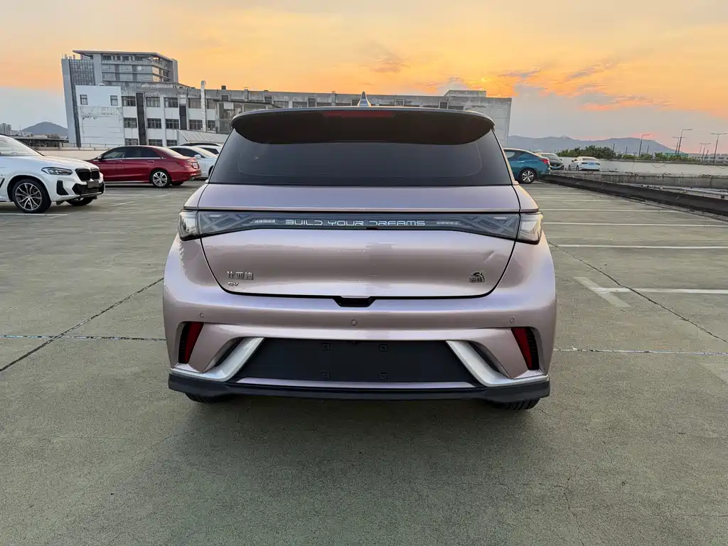 BYD Dolphin — миниатюра 6