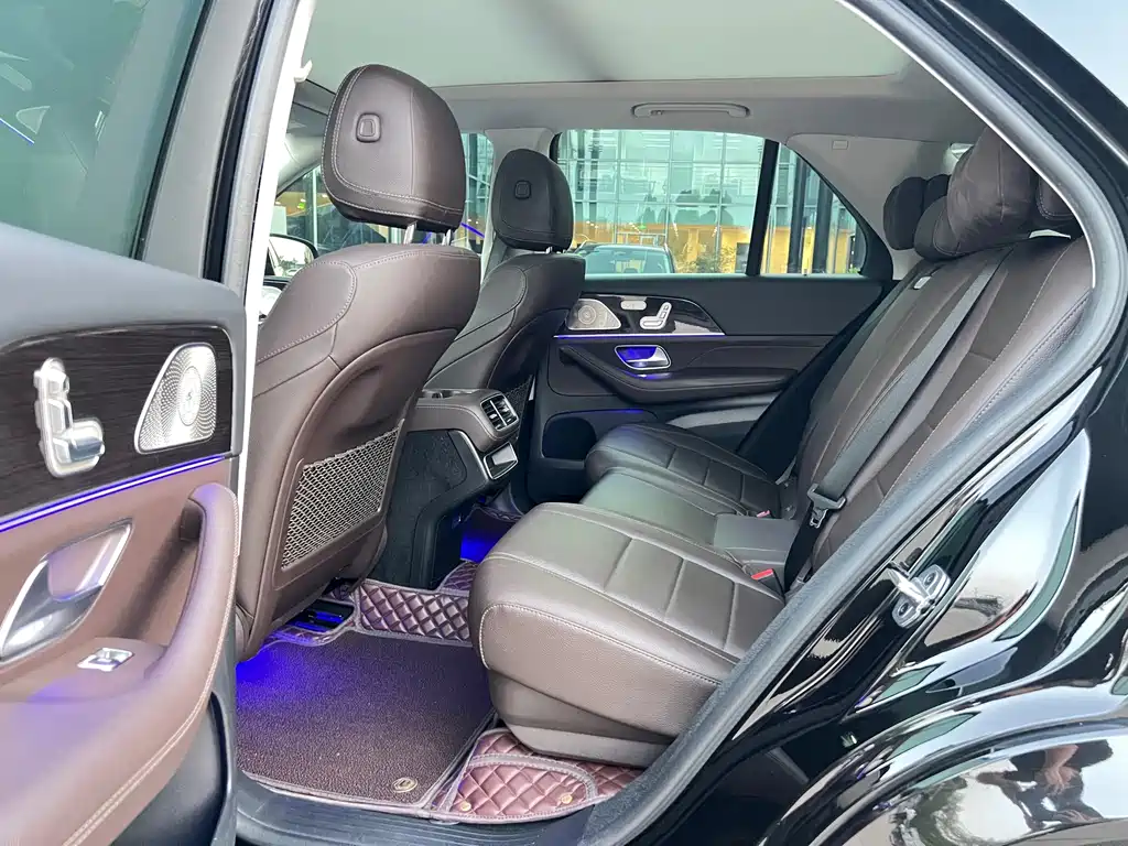 Mercedes-Benz GLE (Import) — миниатюра 9