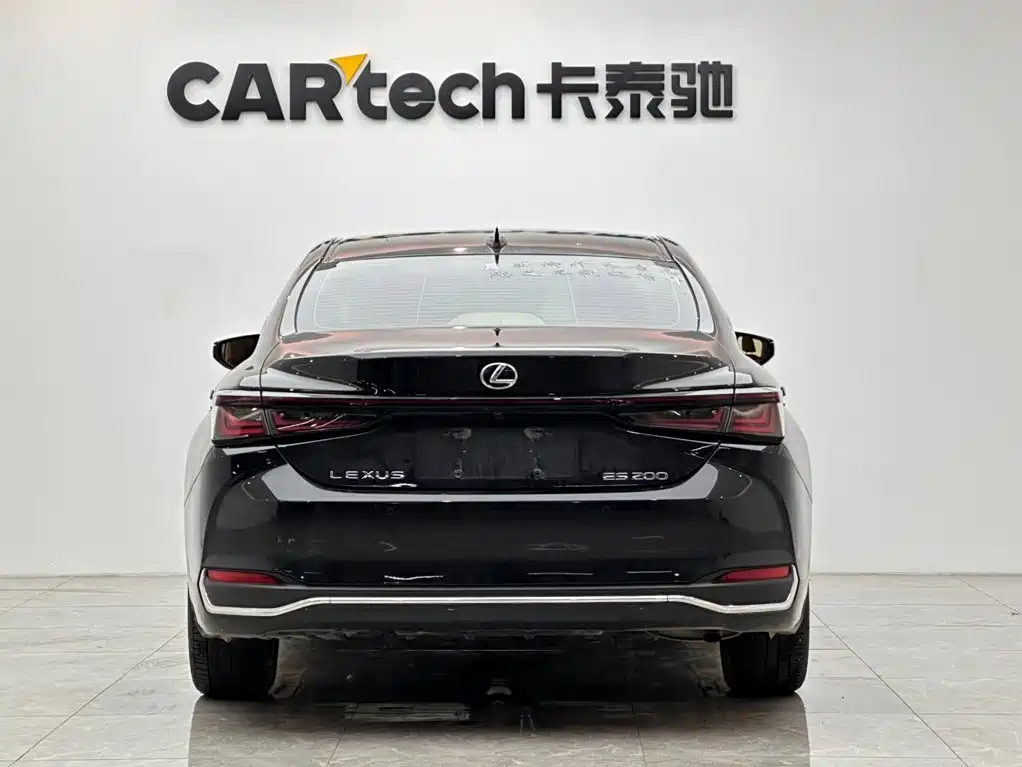 Lexus ES — миниатюра 4