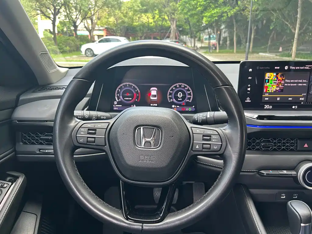Honda Accord — миниатюра 11