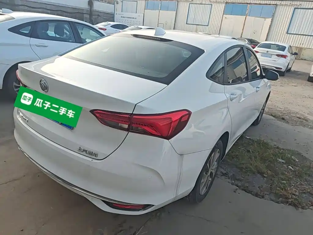 Buick Verano — миниатюра 7