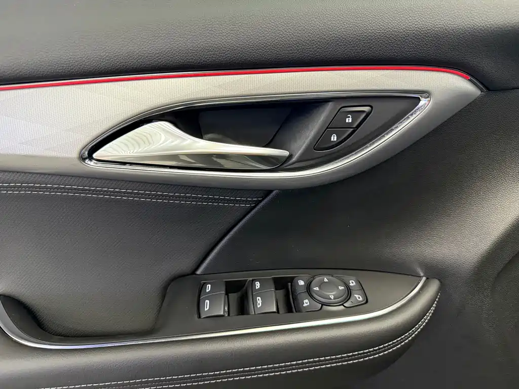 Buick Envision S — миниатюра 8