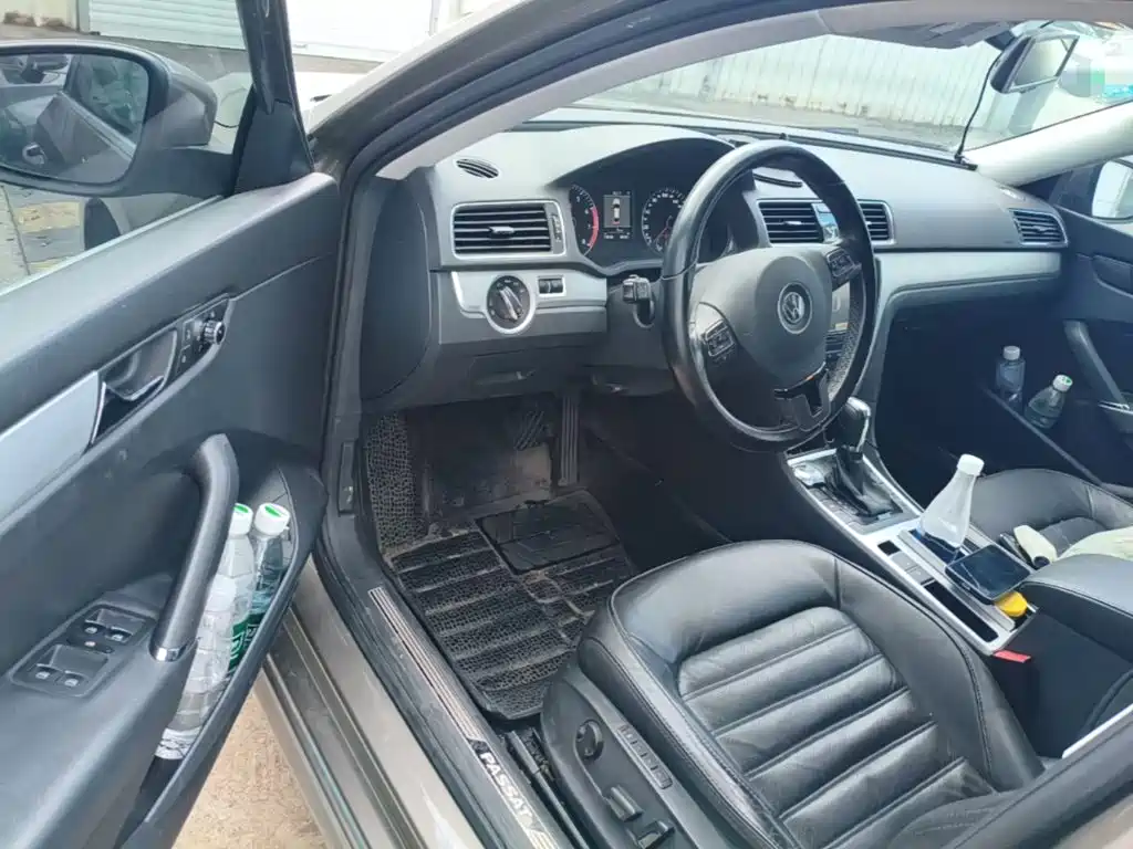 Volkswagen Passat — миниатюра 21