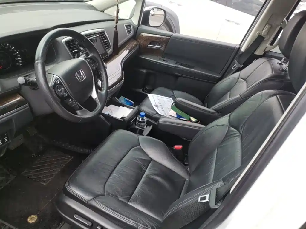 Honda Odyssey — миниатюра 8