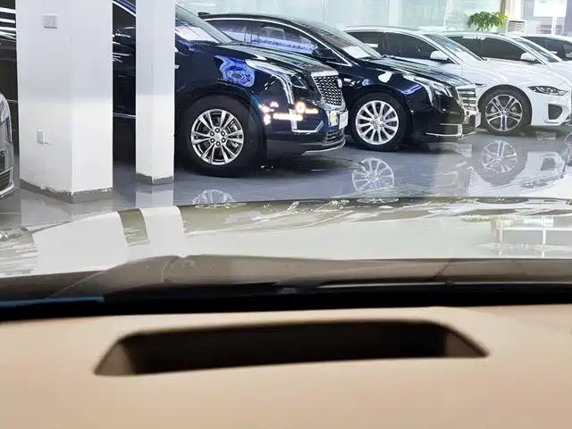 Cadillac XT6 — миниатюра 13