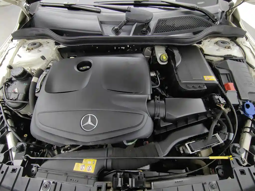 Mercedes-Benz GLA — миниатюра 6