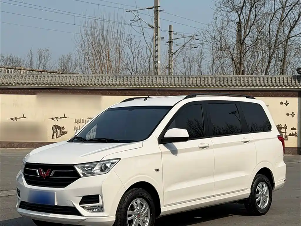 Wuling Hongguang 2024