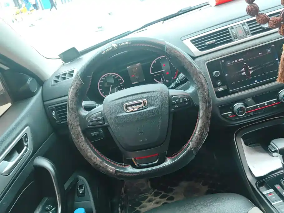 Qoros Qoros 5 — миниатюра 15