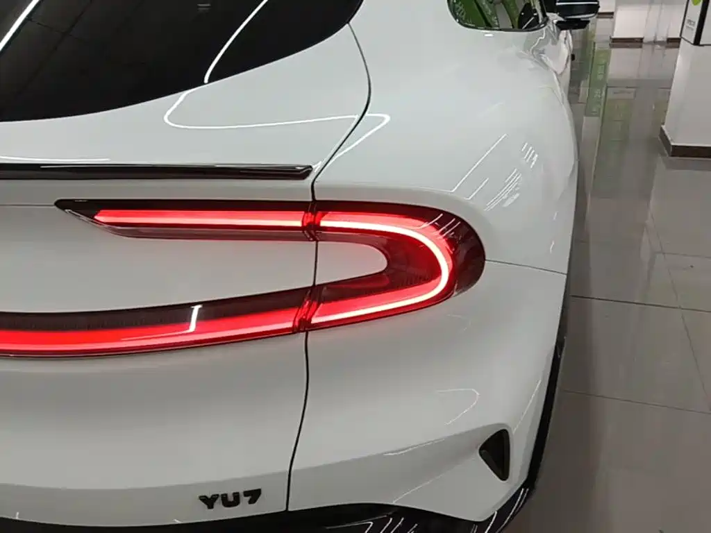 Xiaomi YU7