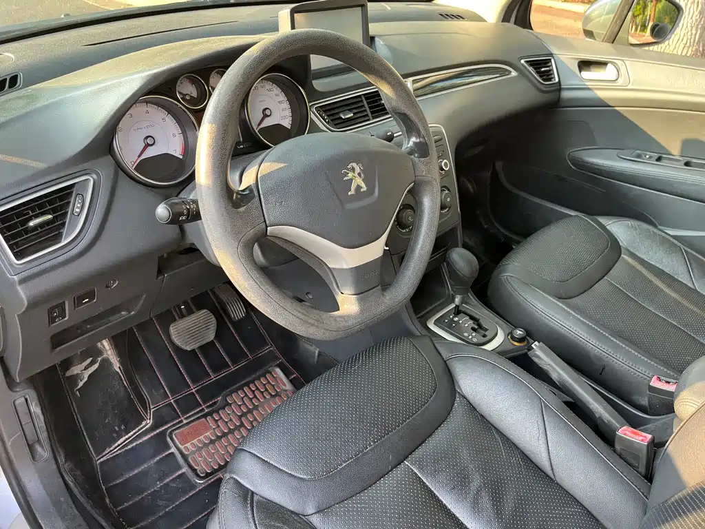 Peugeot 308 — миниатюра 9