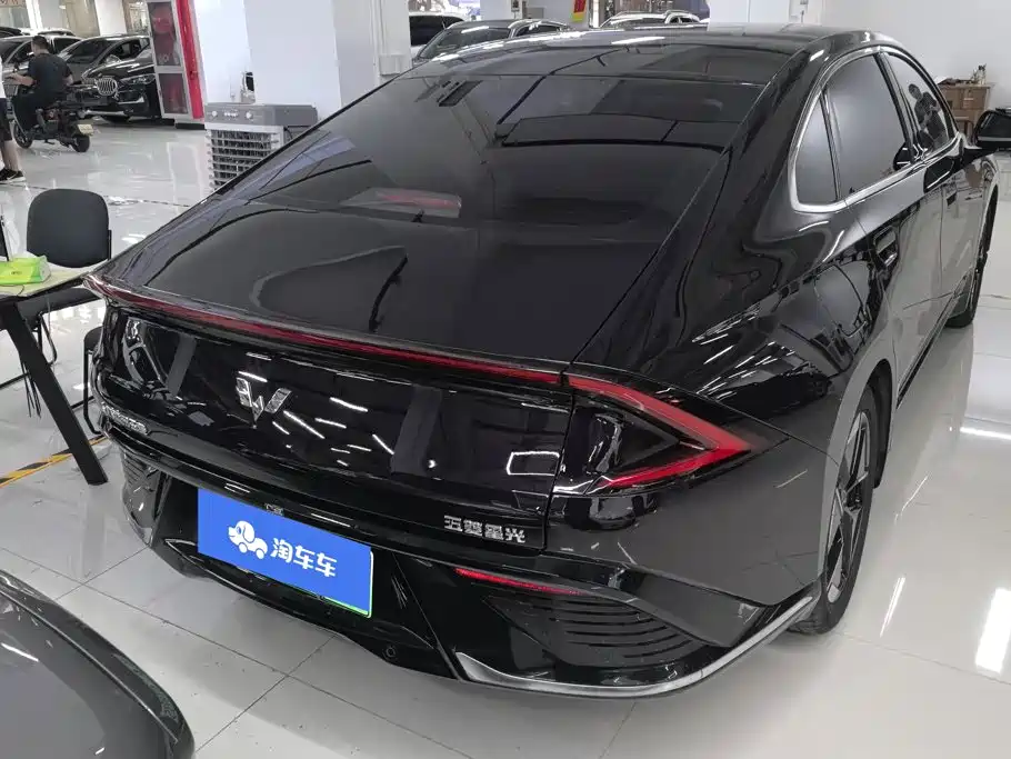 Wuling Xingguang — миниатюра 3
