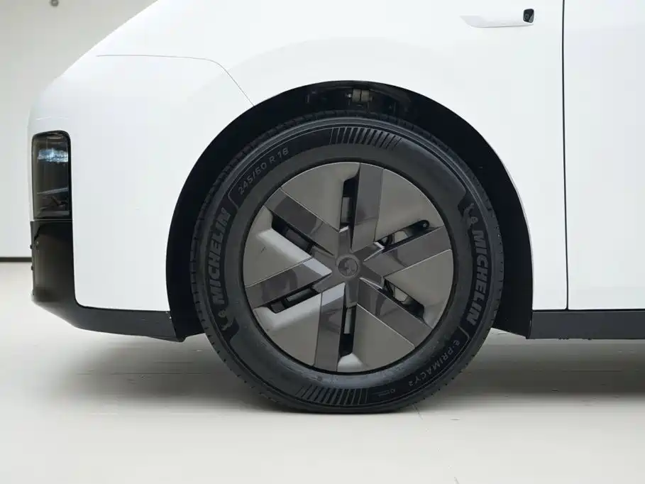 Li Auto Li MEGA — миниатюра 13