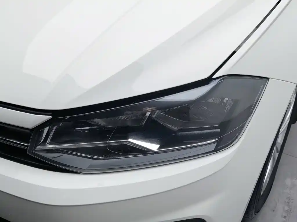 Volkswagen Polo — миниатюра 7