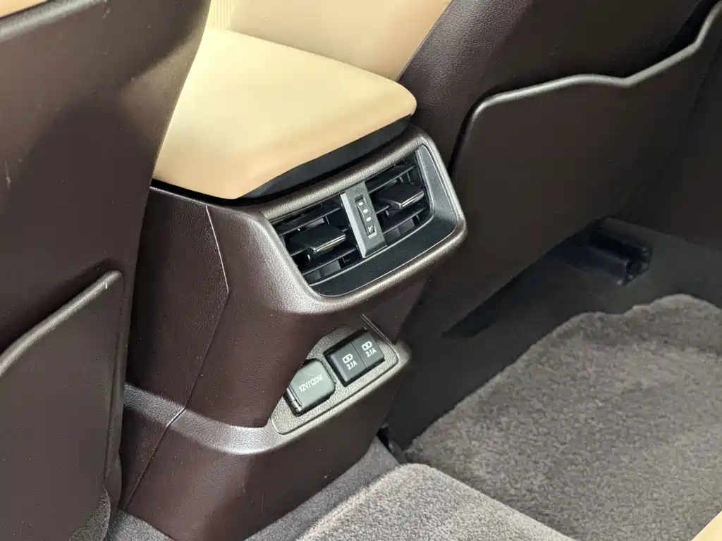 Lexus ES — миниатюра 4