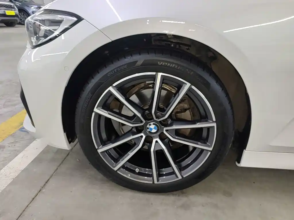BMW 3 Series — миниатюра 23