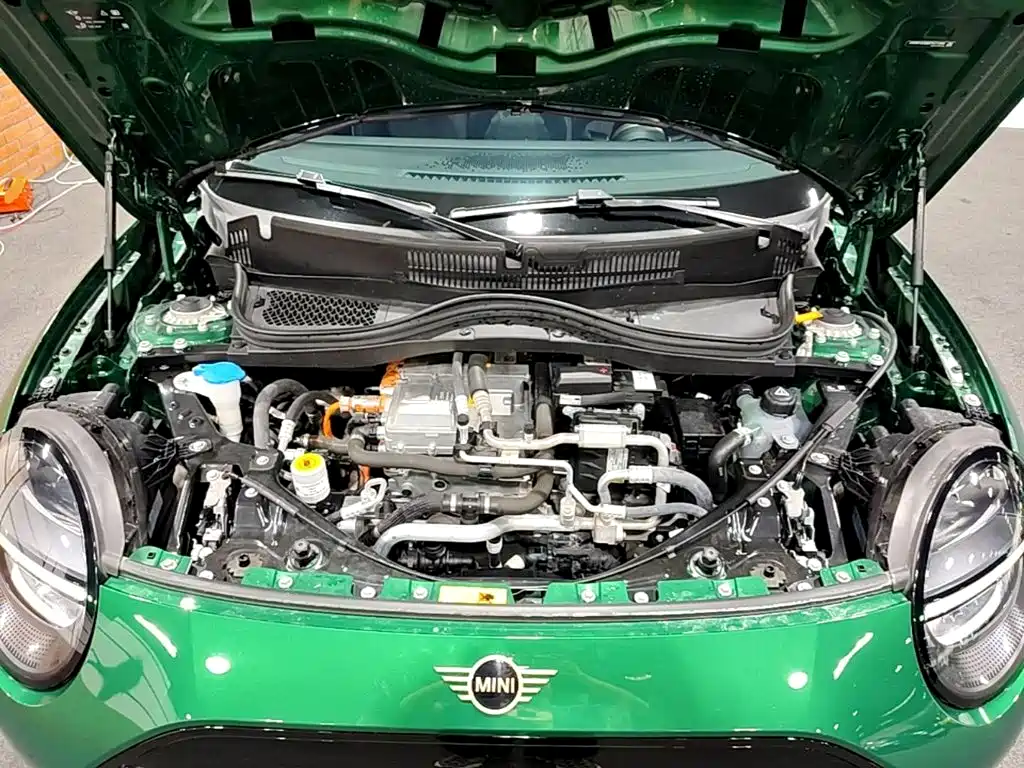 MINI MINI COOPER EV — миниатюра 20