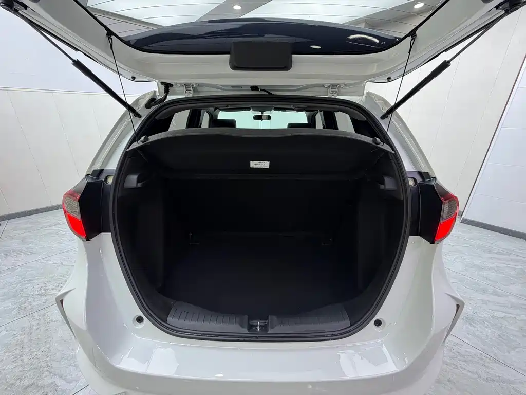 Honda Fit — миниатюра 18