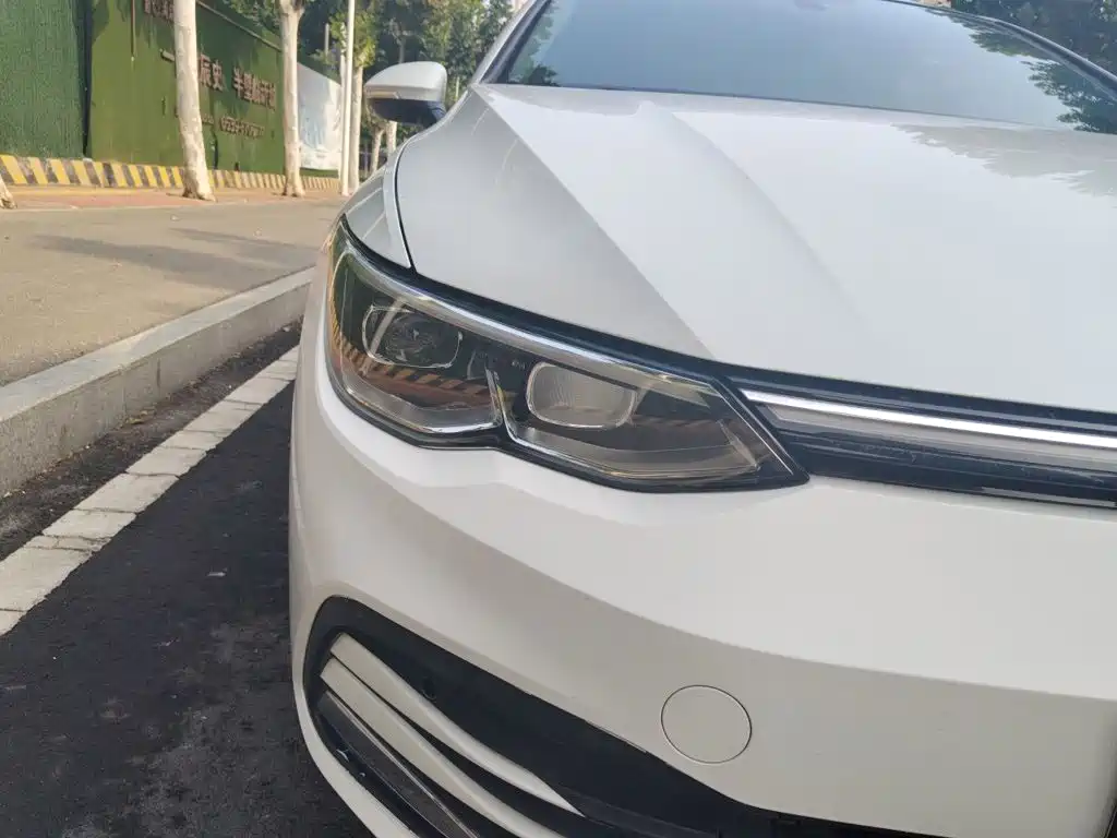 Volkswagen Golf — миниатюра 7