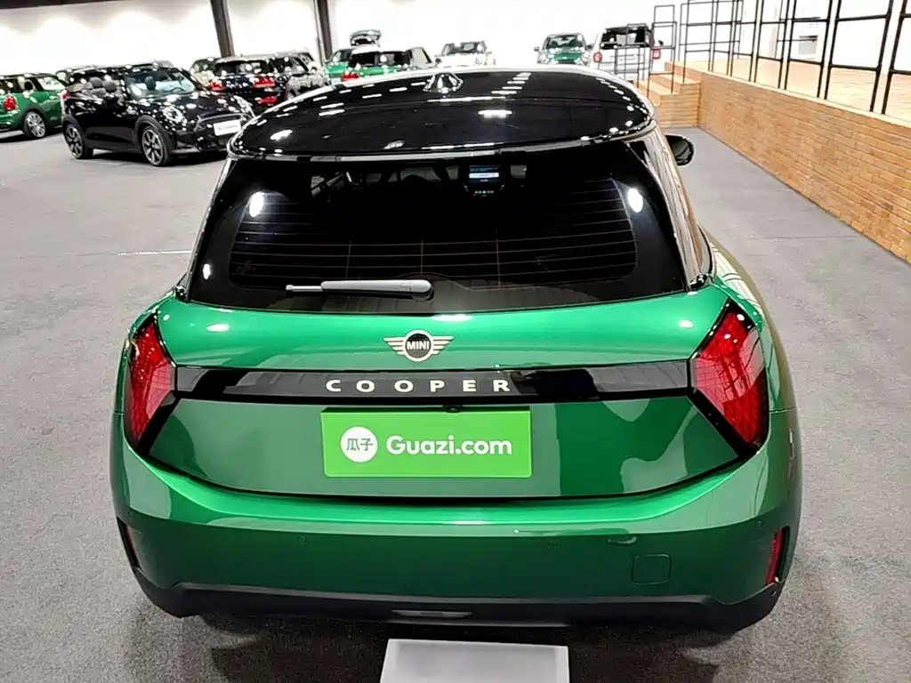MINI MINI COOPER EV — миниатюра 6