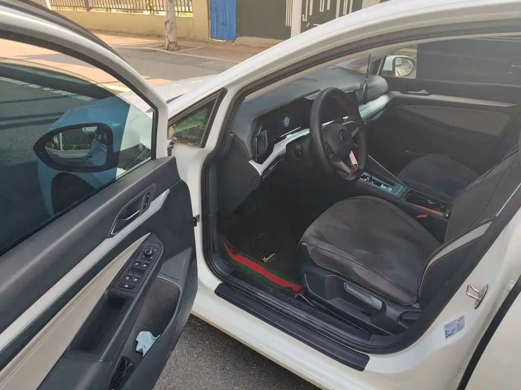 Volkswagen Golf — миниатюра 17