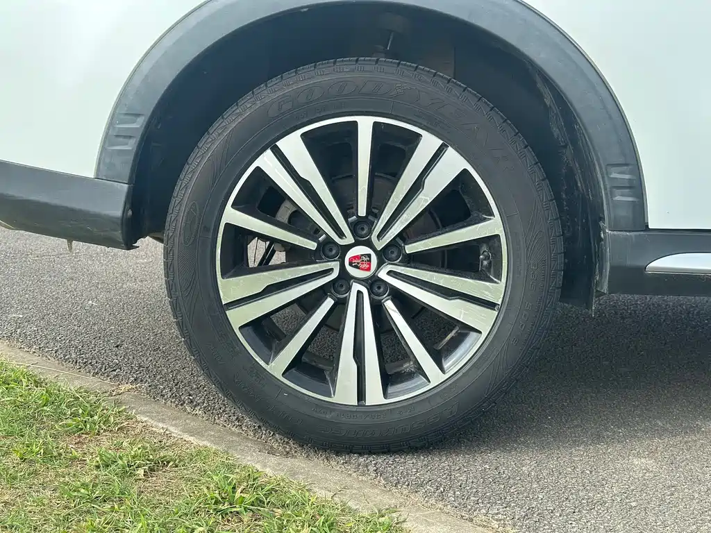 Roewe RX5 — миниатюра 18