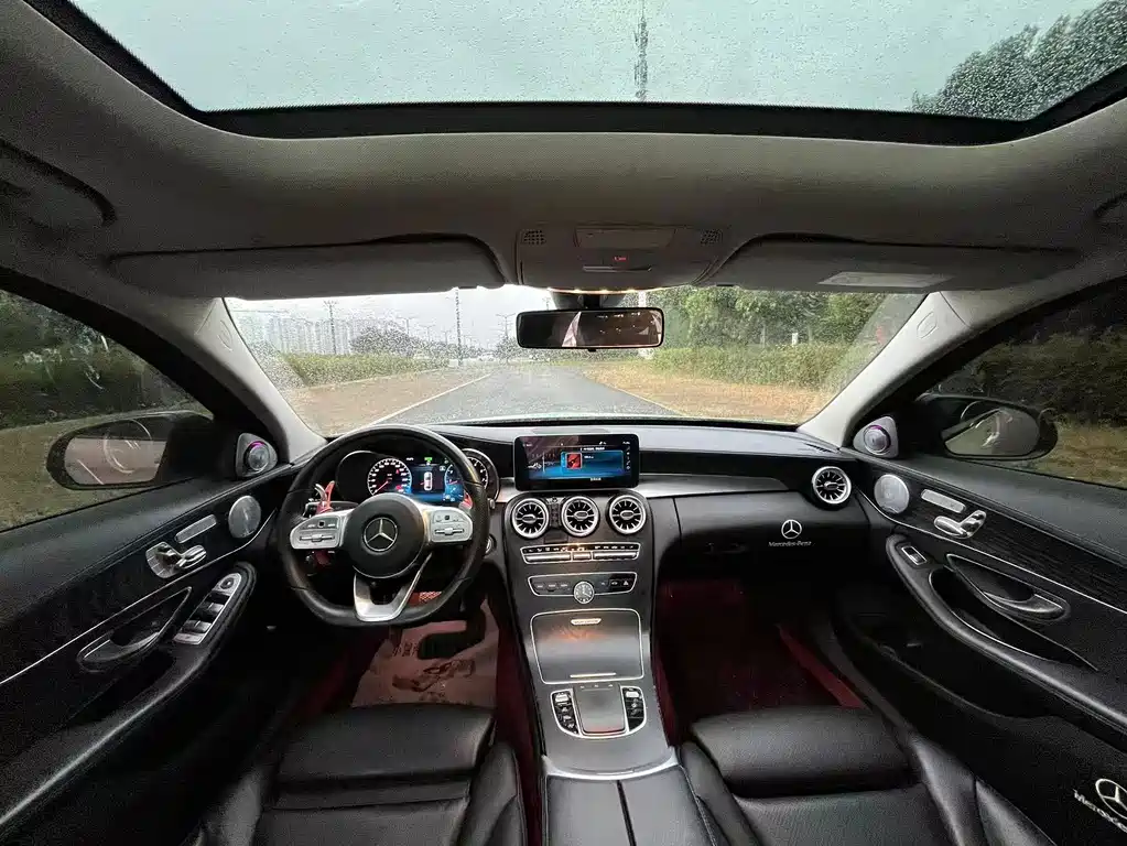 Mercedes-Benz C-Class — миниатюра 4