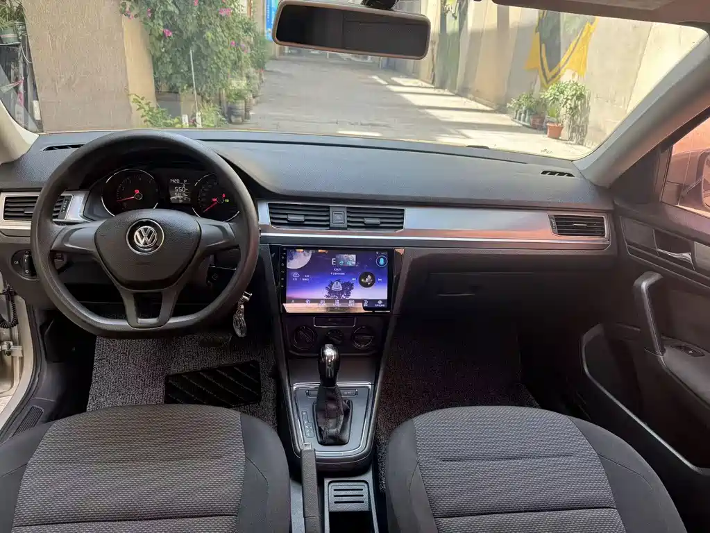 Volkswagen Bora — миниатюра 7