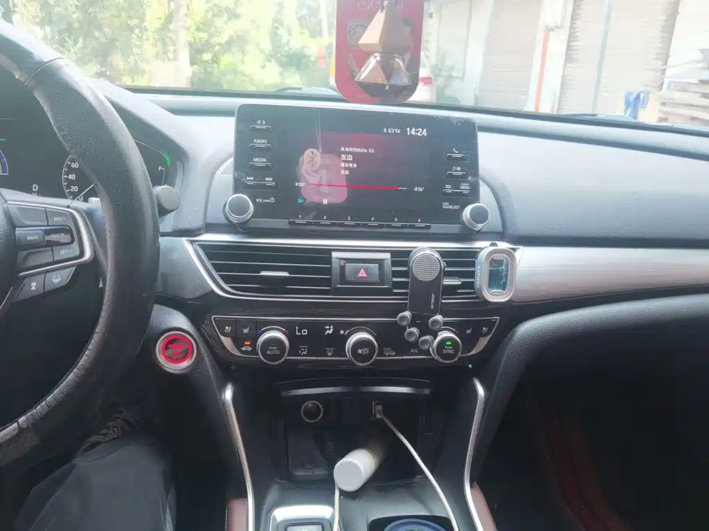 Honda Inspire — миниатюра 9
