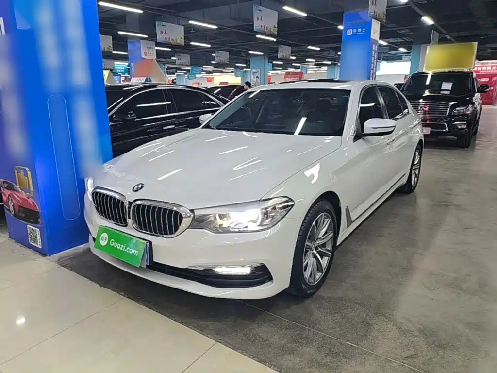 BMW 5 Series — миниатюра 2